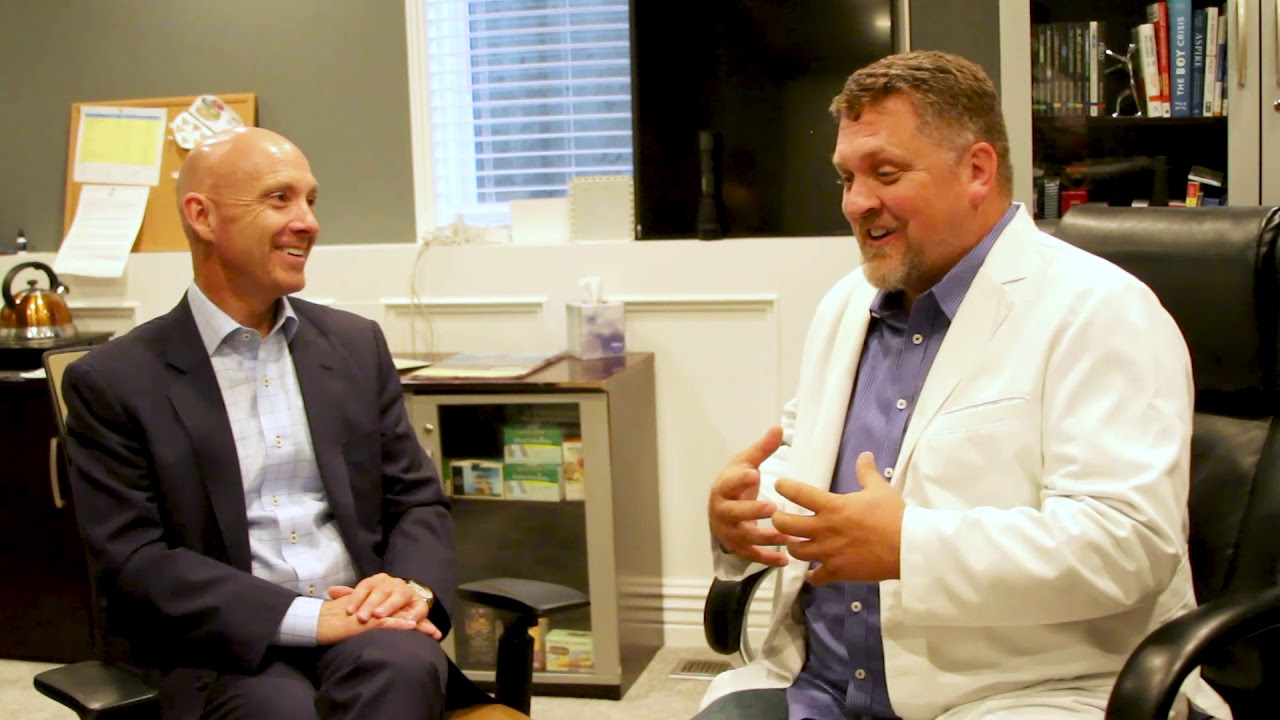 Beneficios de LINQ con el Dr. Bret Earl y David Brown CEO Activz 1 discusion sobre linq con el dr bret earl